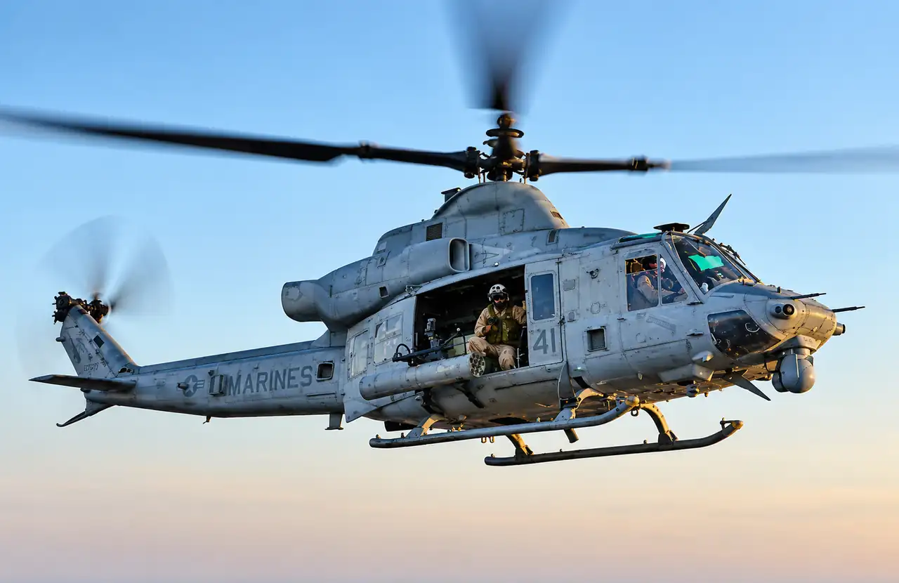 Military helicopter in flight - Navy, aerospace and land defense sourcing